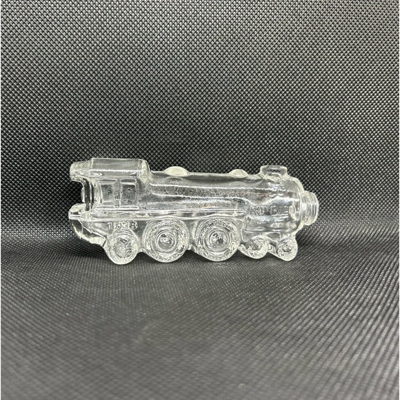 VINTAGE CLEAR GLASS TRAIN ENGINE CANDY CONTAINER - Picture 3 of 4